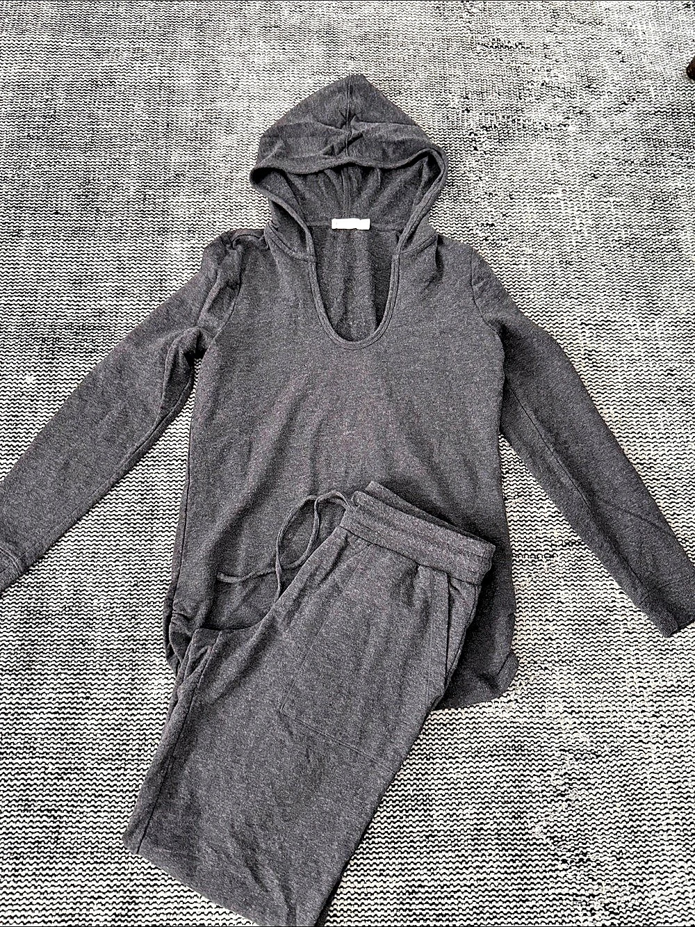SET OF TWO Brand New Barefoot Dreams Malibu Collection Gray Hooded Lounge Sets